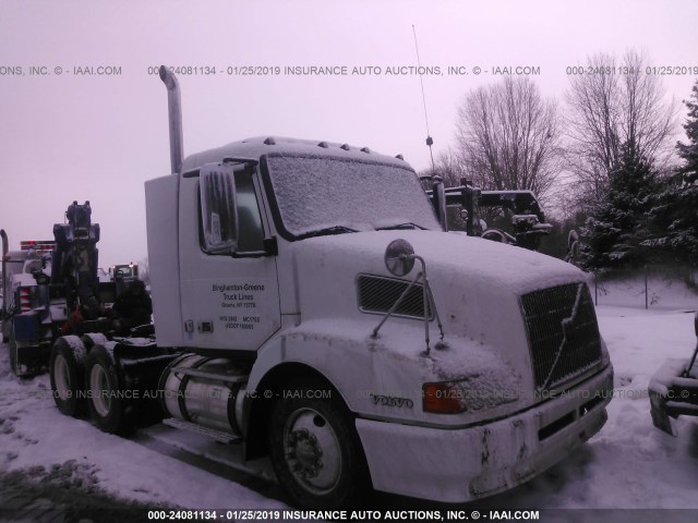 4V4NC9JH91N308749 - 2001 VOLVO VNL L Unknown photo 1