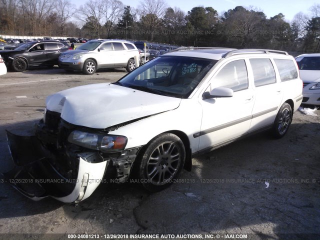 YV1SW59V142359820 - 2004 VOLVO V70 FWD WHITE photo 2