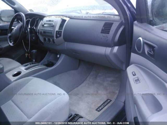 5TEUU42N65Z101573 - 2005 TOYOTA TACOMA ACCESS CAB ლურჯი ფოტო 5