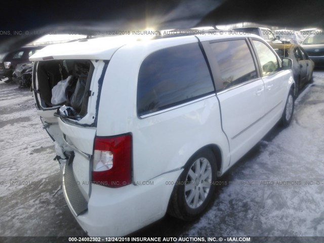 2C4RC1BG1DR816418 - 2013 CHRYSLER TOWN & COUNTRY TOURING WHITE photo 4