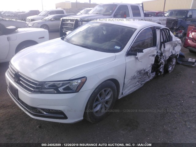 1VWAT7A3XHC052062 - 2017 VOLKSWAGEN PASSAT S WHITE photo 2