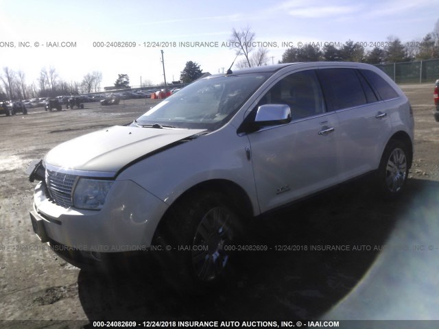 2LMDU68C18BJ25736 - 2008 LINCOLN MKX WHITE photo 2