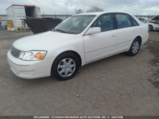 4T1BF28B81U167401 - 2001 TOYOTA AVALON XL/XLS WHITE photo 2