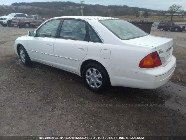 4T1BF28B81U167401 - 2001 TOYOTA AVALON XL/XLS WHITE photo 3