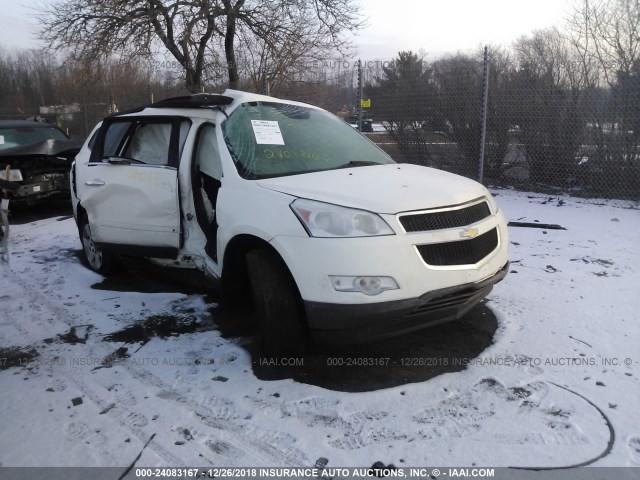 1GNLRFEDXAJ246381 - 2010 CHEVROLET TRAVERSE LT WHITE photo 1