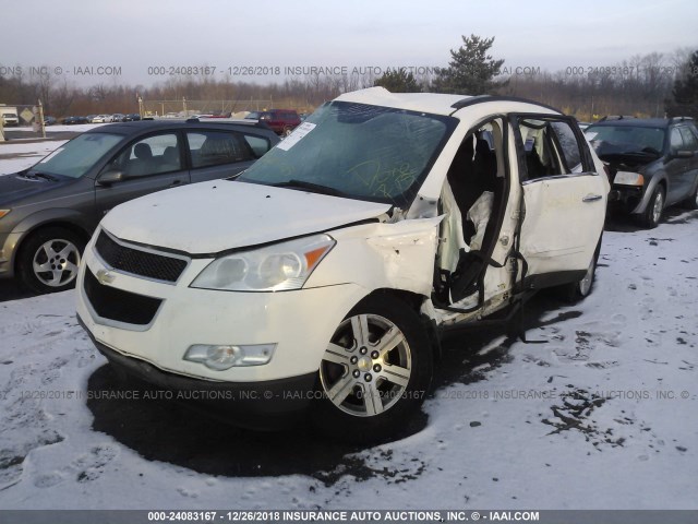 1GNLRFEDXAJ246381 - 2010 CHEVROLET TRAVERSE LT WHITE photo 2