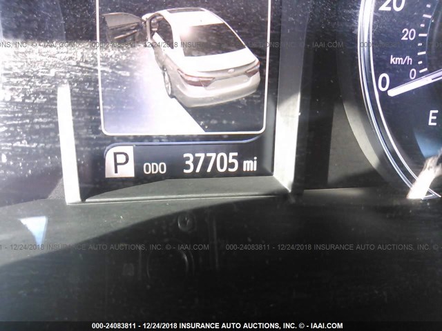 4T1BF1FK4HU661763 - 2017 TOYOTA CAMRY LE/XLE/SE/XSE MAROON photo 7