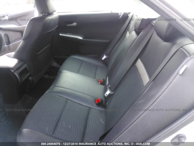 4T1BF1FK8EU320314 - 2014 TOYOTA CAMRY L/SE/LE/XLE 银色 照片 8