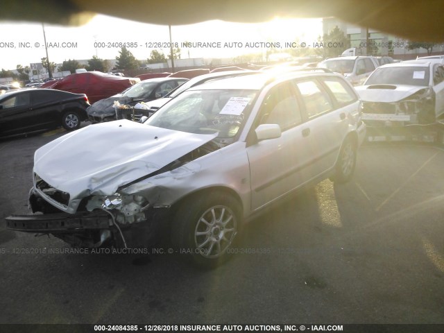 YV1VW29532F824678 - 2002 VOLVO V40 1.9T SILVER photo 2