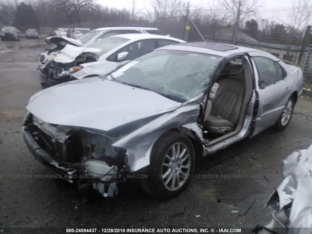 2C3HE66G02H149975 - 2002 CHRYSLER 300M SILVER photo 2