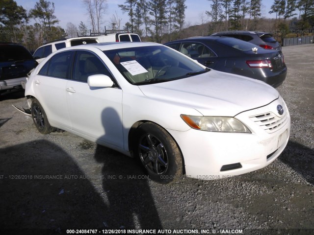 4T1BE46KX8U758048 - 2008 TOYOTA CAMRY CE/LE/XLE/SE WHITE photo 1