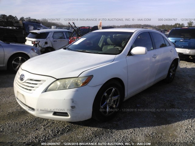 4T1BE46KX8U758048 - 2008 TOYOTA CAMRY CE/LE/XLE/SE WHITE photo 2