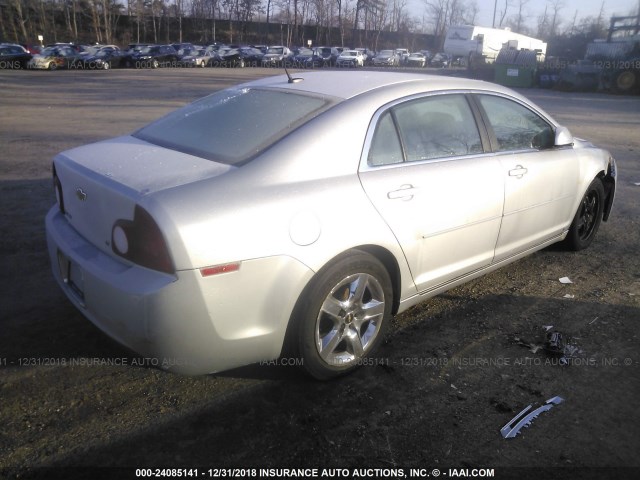 1G1ZH57B39F158372 - 2009 CHEVROLET MALIBU 1LT WHITE photo 4