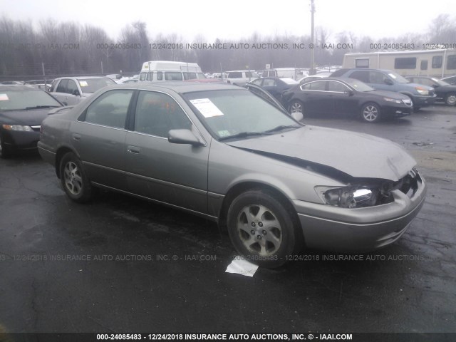 JT2BF28K0X0225725 - 1999 TOYOTA CAMRY LE/XLE 米色 照片 1