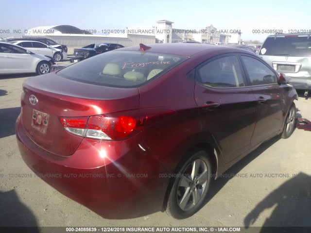 5NPDH4AE5DH360532 - 2013 HYUNDAI ELANTRA GLS/LIMITED RED photo 4