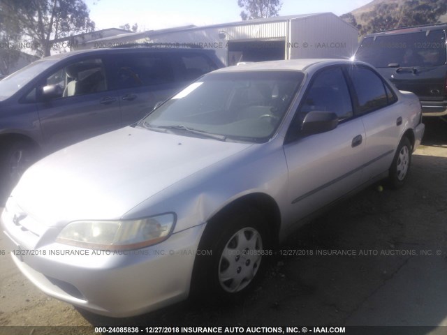 JHMCF8547YC000625 - 2000 HONDA ACCORD DX SILVER photo 2