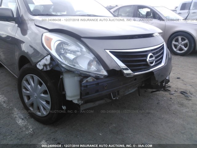 3N1CN7AP6CL864175 - 2012 NISSAN VERSA S/SV/SL ნაცრისფერი ფოტო 6