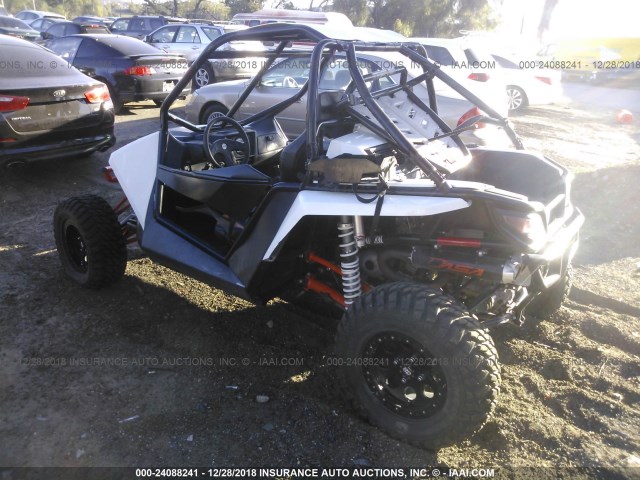 4UF13MPV4DT303381 - 2013 ARCTIC CAT WILDCAT WHITE photo 3