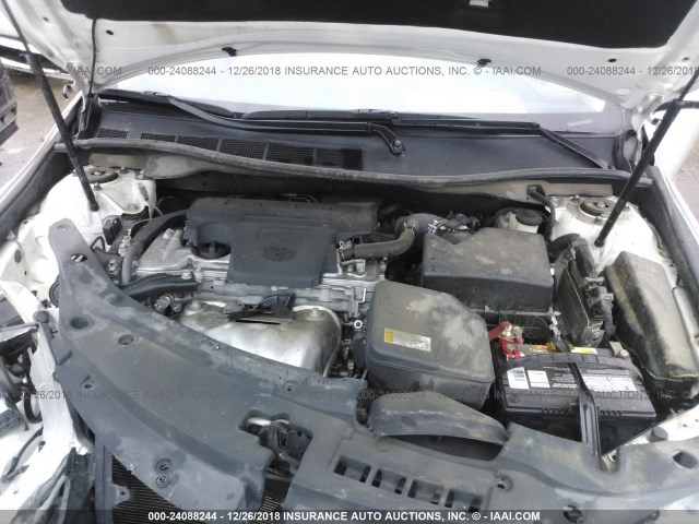 4T4BF1FKXGR518109 - 2016 TOYOTA CAMRY LE/XLE/SE/XSE WHITE photo 10