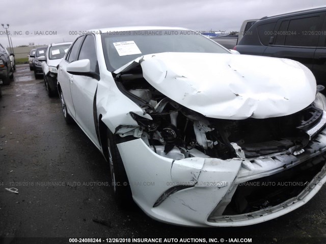 4T4BF1FKXGR518109 - 2016 TOYOTA CAMRY LE/XLE/SE/XSE WHITE photo 6