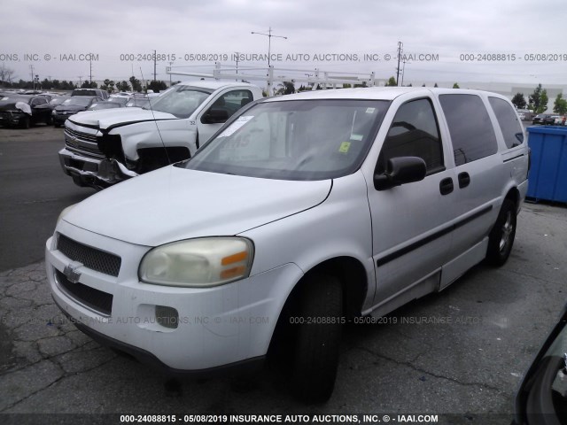 1GBDV13W08D209837 - 2008 CHEVROLET UPLANDER INCOMPLETE WHITE photo 2