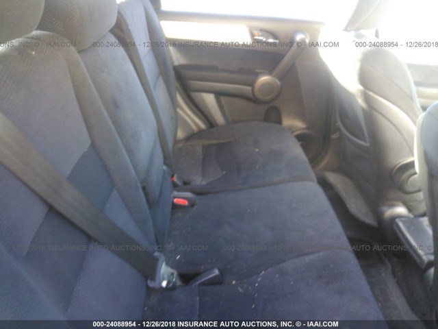 5J6RE3H46BL044324 - 2011 HONDA CR-V SE GRAY photo 8