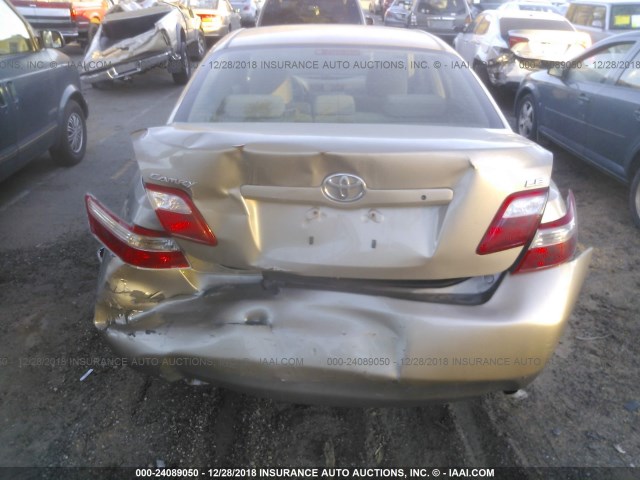 4T1BE46KX9U907155 - 2009 TOYOTA CAMRY SE/LE/XLE GOLD photo 6