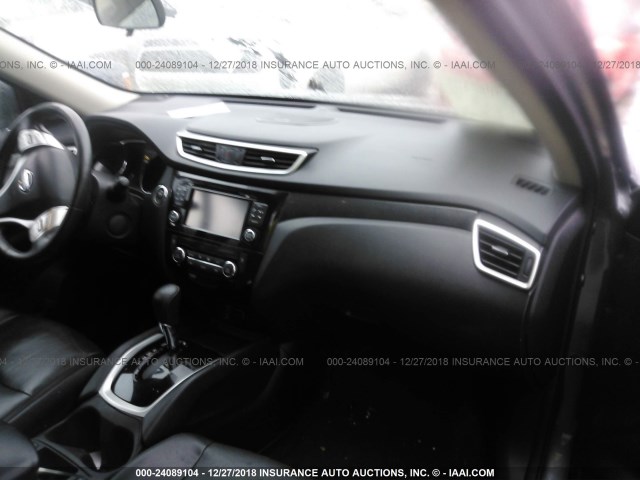 5N1AT2MV8FC889467 - 2015 NISSAN ROGUE S/SL/SV BLACK photo 5