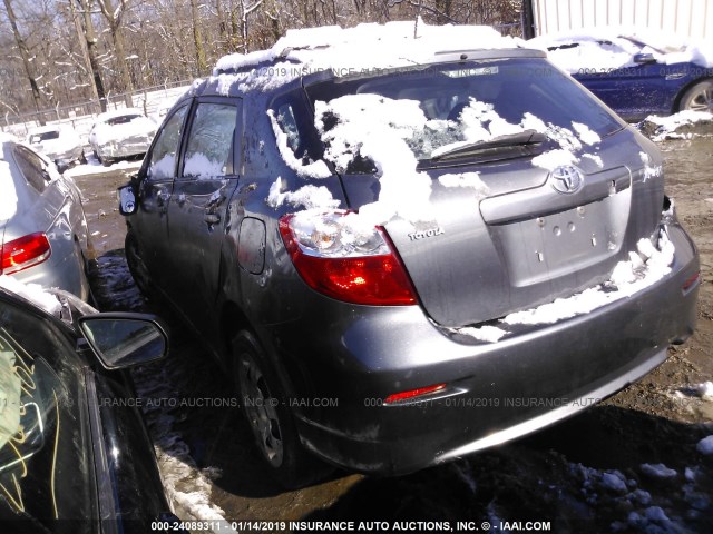 2T1KU40EX9C189436 - 2009 TOYOTA COROLLA MATRIX  GRAY photo 3
