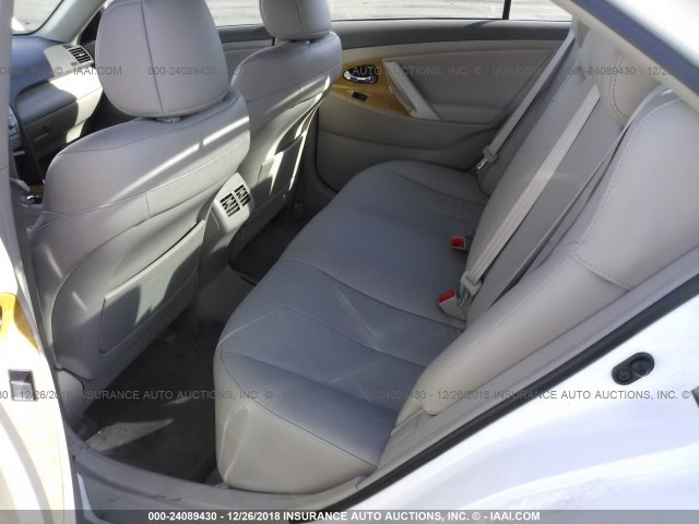 4T1BK46K17U551197 - 2007 TOYOTA CAMRY NEW GENERAT LE/XLE/SE WHITE photo 8