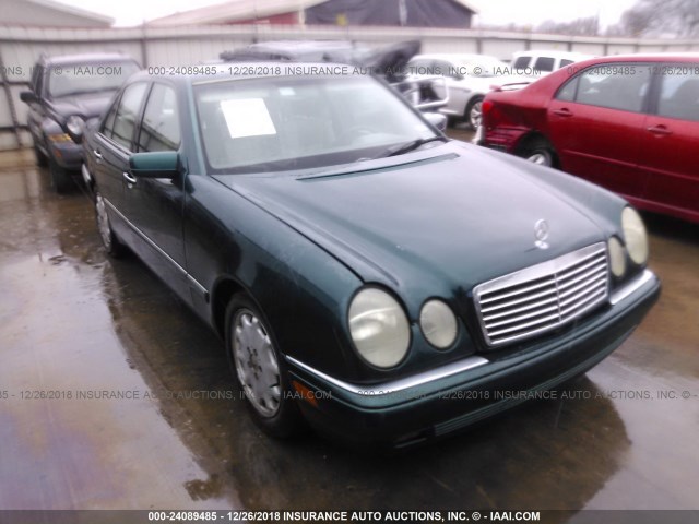 WDBJF20F5TJ021393 - 1996 MERCEDES-BENZ E 300D GREEN photo 1