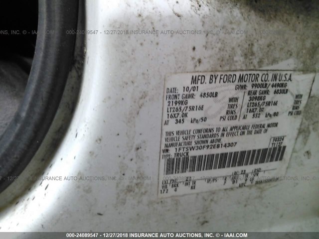 1FTSW30F92EB14307 - 2002 FORD F350 SRW SUPER DUTY WHITE photo 9