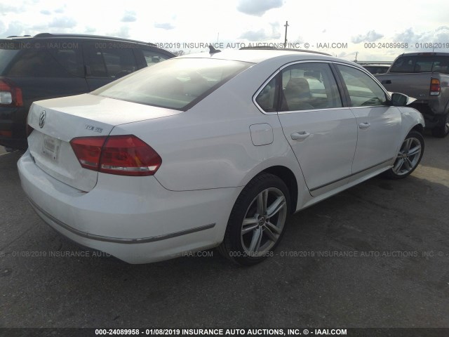 1VWBN7A38DC066311 - 2013 VOLKSWAGEN PASSAT SE WHITE photo 4