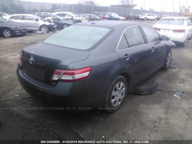 4T4BF3EKXAR008685 - 2010 TOYOTA CAMRY SE/LE/XLE GRAY photo 4