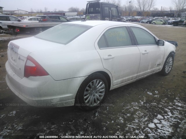 3FADP0L33AR211428 - 2010 FORD FUSION HYBRID WHITE photo 4