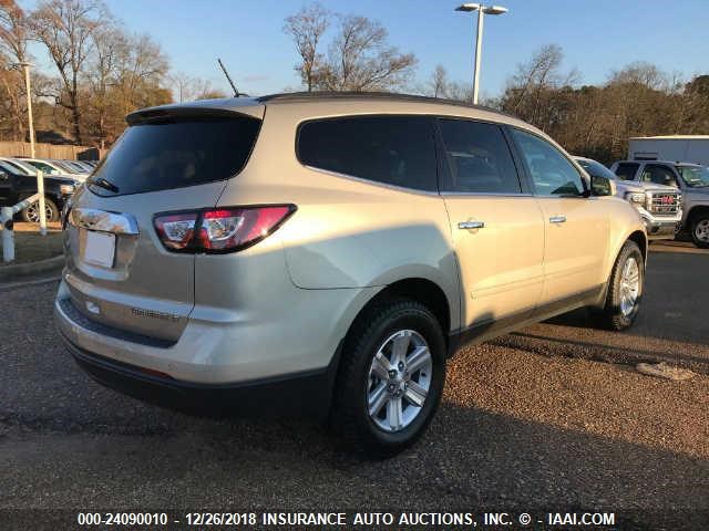 1GNKRJKD5DJ150035 - 2013 CHEVROLET TRAVERSE GOLD photo 4