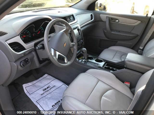 1GNKRJKD5DJ150035 - 2013 CHEVROLET TRAVERSE GOLD photo 5