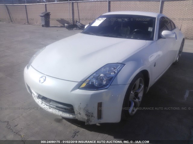 JN1BZ34E48M751101 - 2008 NISSAN 350Z COUPE WHITE photo 2