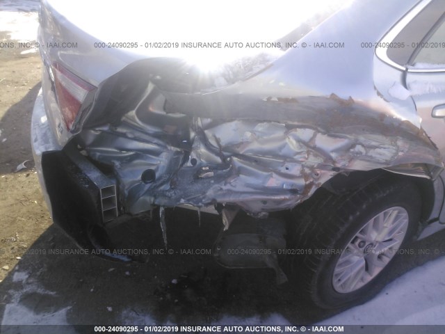 4T1BF1FK7GU246936 - 2016 TOYOTA CAMRY LE/XLE/SE/XSE 银色 照片 6