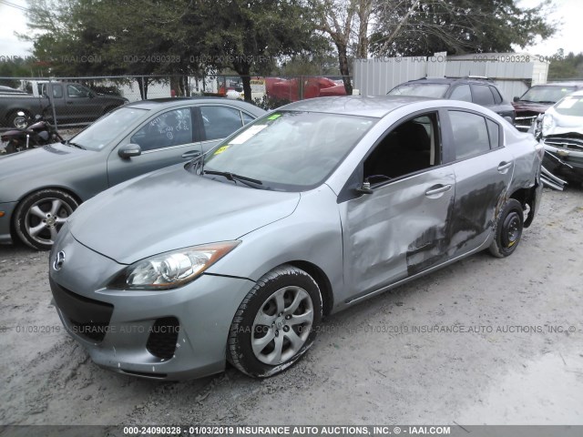 JM1BL1TG3D1706894 - 2013 MAZDA 3 I SILVER photo 2