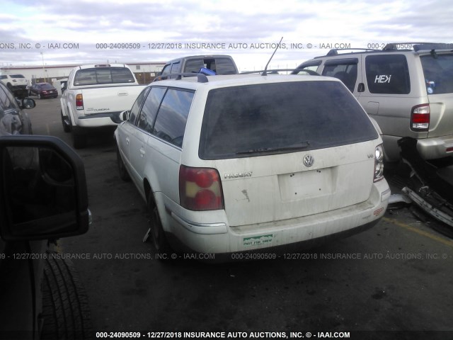 WVWWH63B33E213860 - 2003 VOLKSWAGEN PASSAT GLX 白色 照片 3