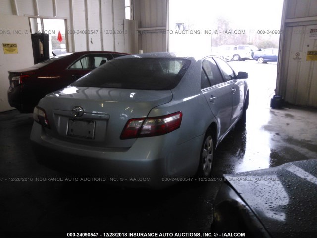 4T1BE46KX8U790868 - 2008 TOYOTA CAMRY CE/LE/XLE/SE BLUE photo 4