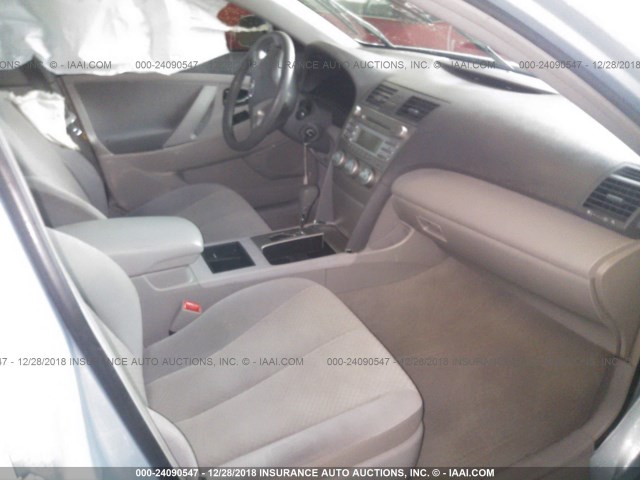 4T1BE46KX8U790868 - 2008 TOYOTA CAMRY CE/LE/XLE/SE BLUE photo 5