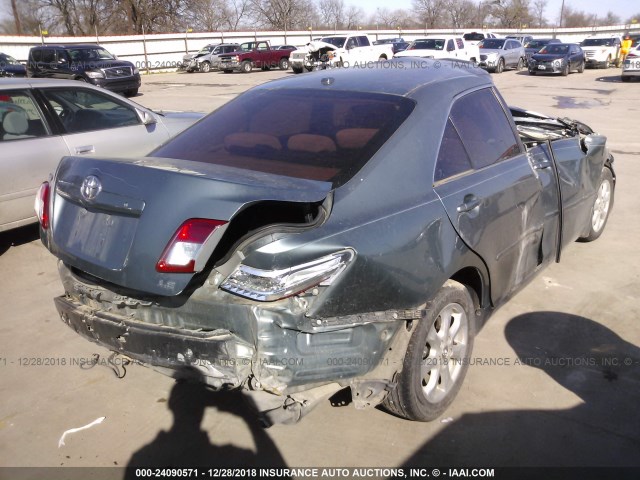 4T4BF3EK1BR096057 - 2011 TOYOTA CAMRY SE/LE/XLE GRAY photo 4