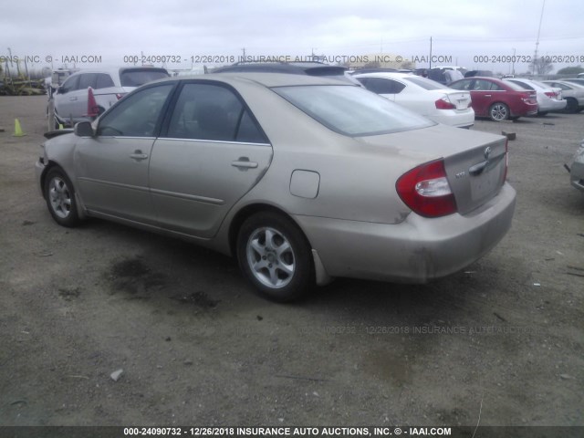 4T1BE32K83U756856 - 2003 TOYOTA CAMRY LE/XLE/SE GOLD photo 3