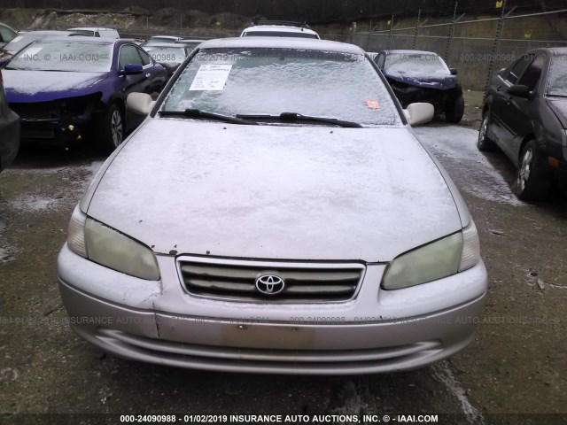 4T1BG22K61U030866 - 2001 TOYOTA CAMRY CE/LE/XLE SILVER photo 6