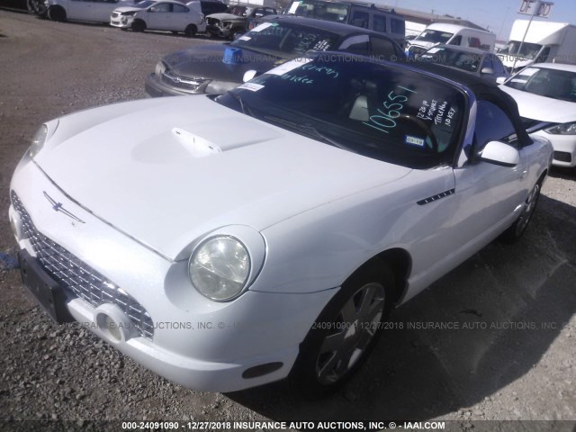 1FAHP60A93Y106551 - 2003 FORD THUNDERBIRD  WHITE photo 2