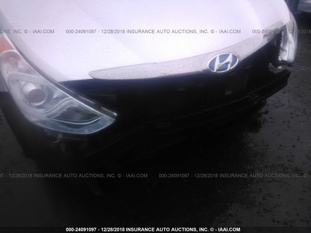 KMHEC4A48BA008264 - 2011 HYUNDAI SONATA HYBRID SILVER photo 6