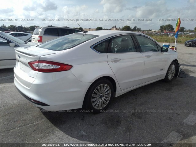 3FA6P0SU0ER154999 - 2014 FORD FUSION TITANIUM PHEV WHITE photo 4