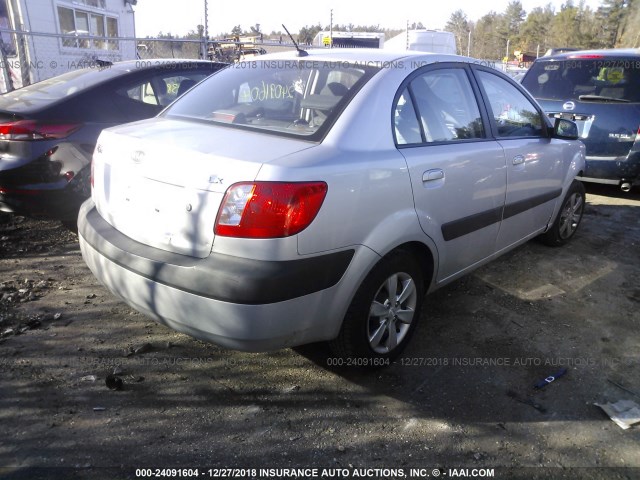 KNADE123286374096 - 2008 KIA RIO LX/SX SILVER photo 4